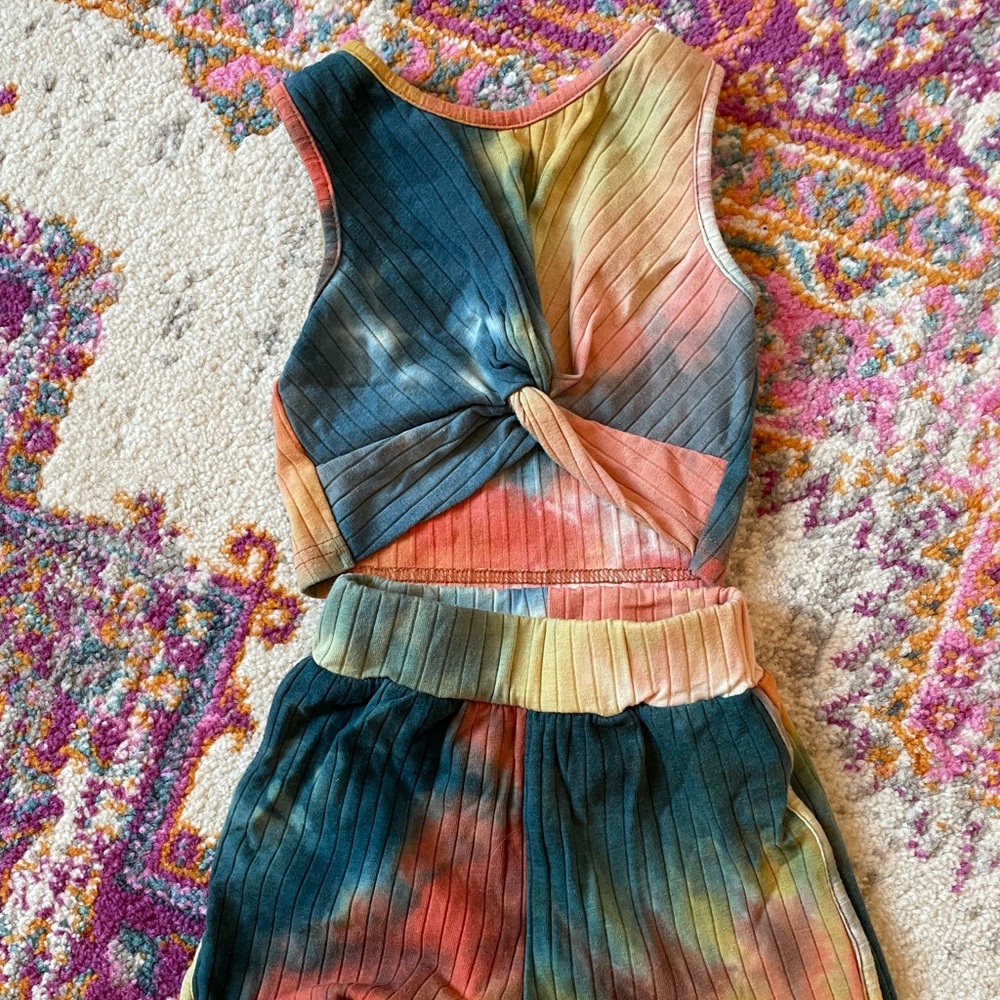 Tie dye cropped short set!